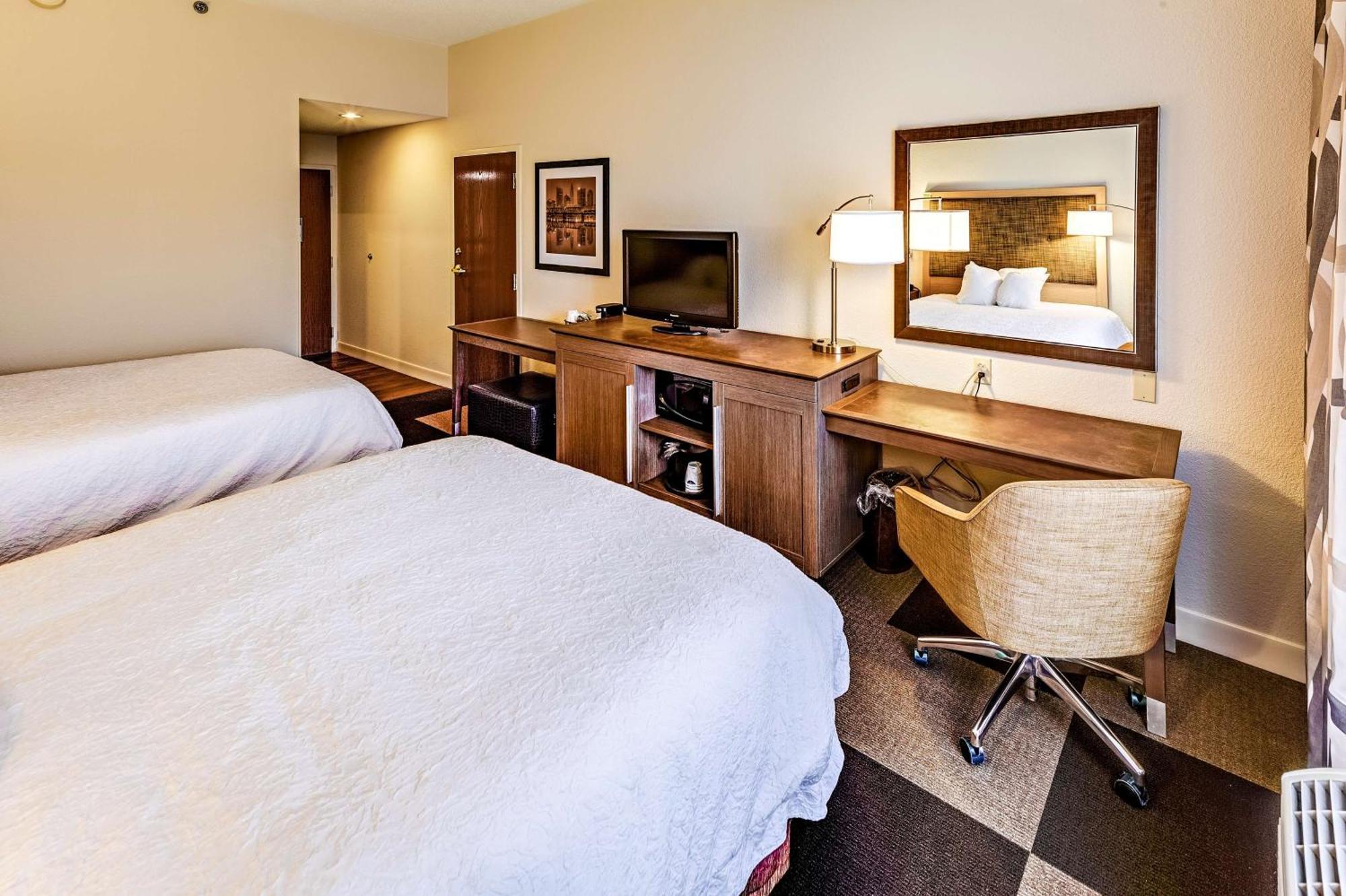 Hotel Hampton I-70e/hamilton Road